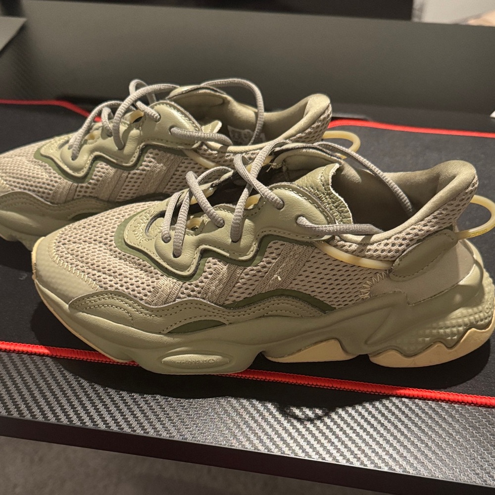Adidas Ozweego